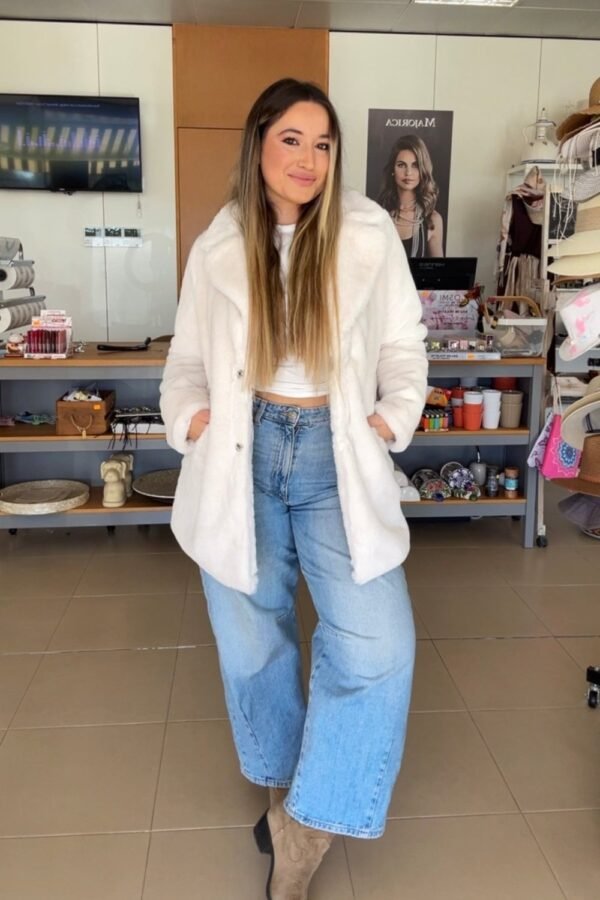 Screenshot ABRIGO BLANCO