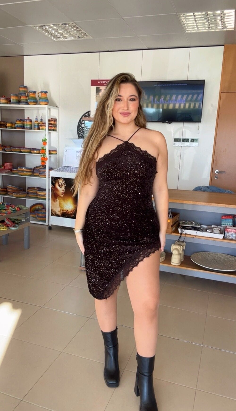 VESTIDO LENTEJUELAS MARRÓN