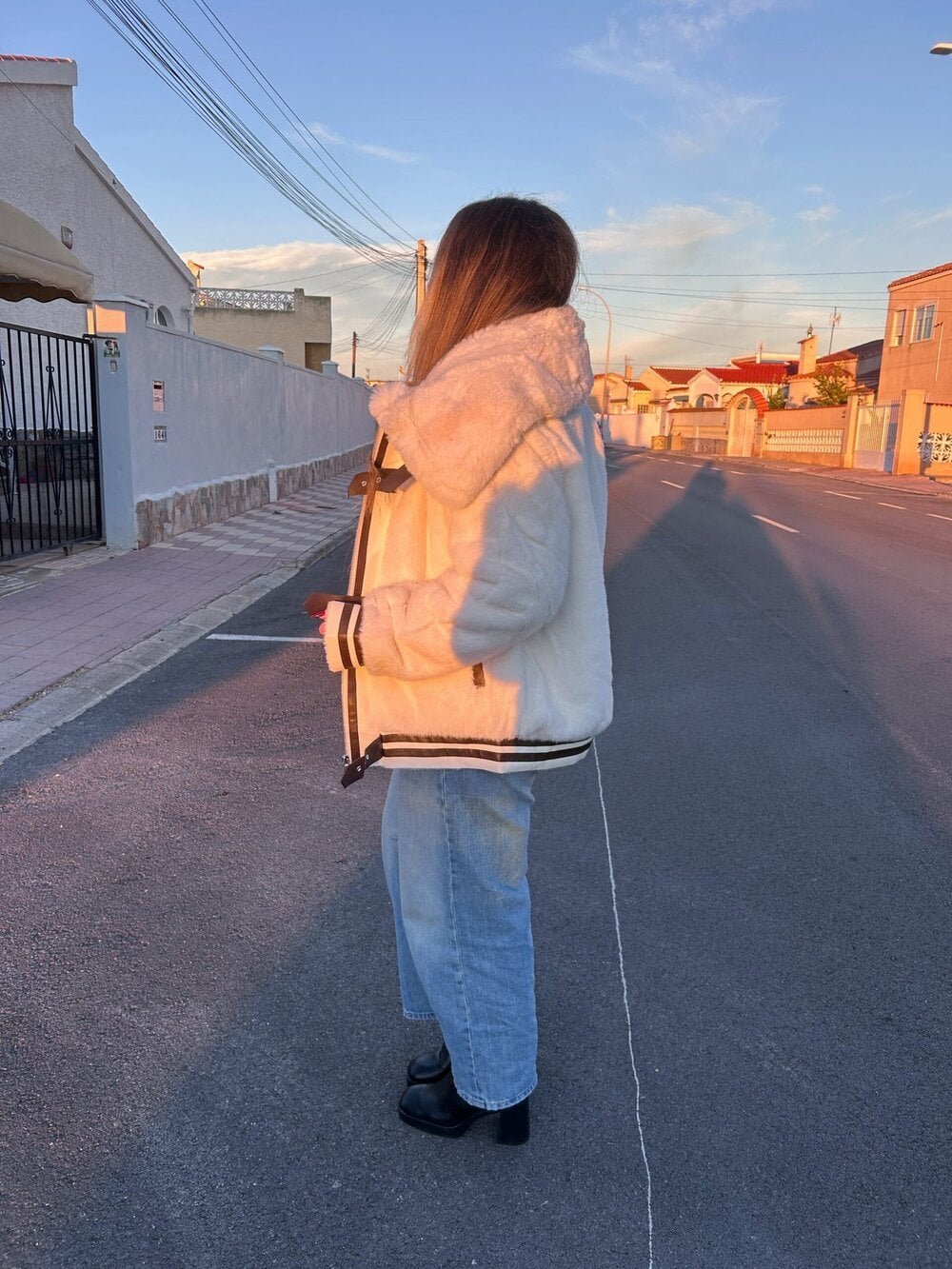 ABRIGO HEBILLA BLANCO