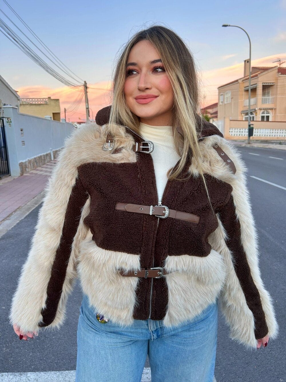 ABRIGO HEBILLA COMBINADO