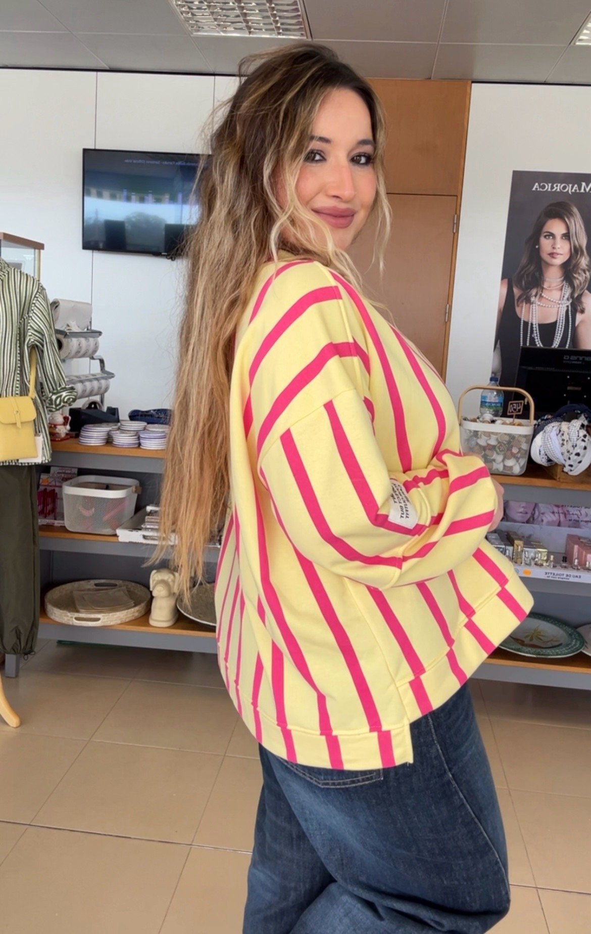 SUDADERA RAYAS FUCSIA