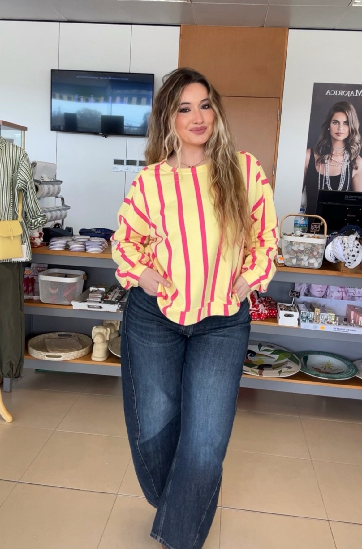 SUDADERA RAYAS FUCSIA