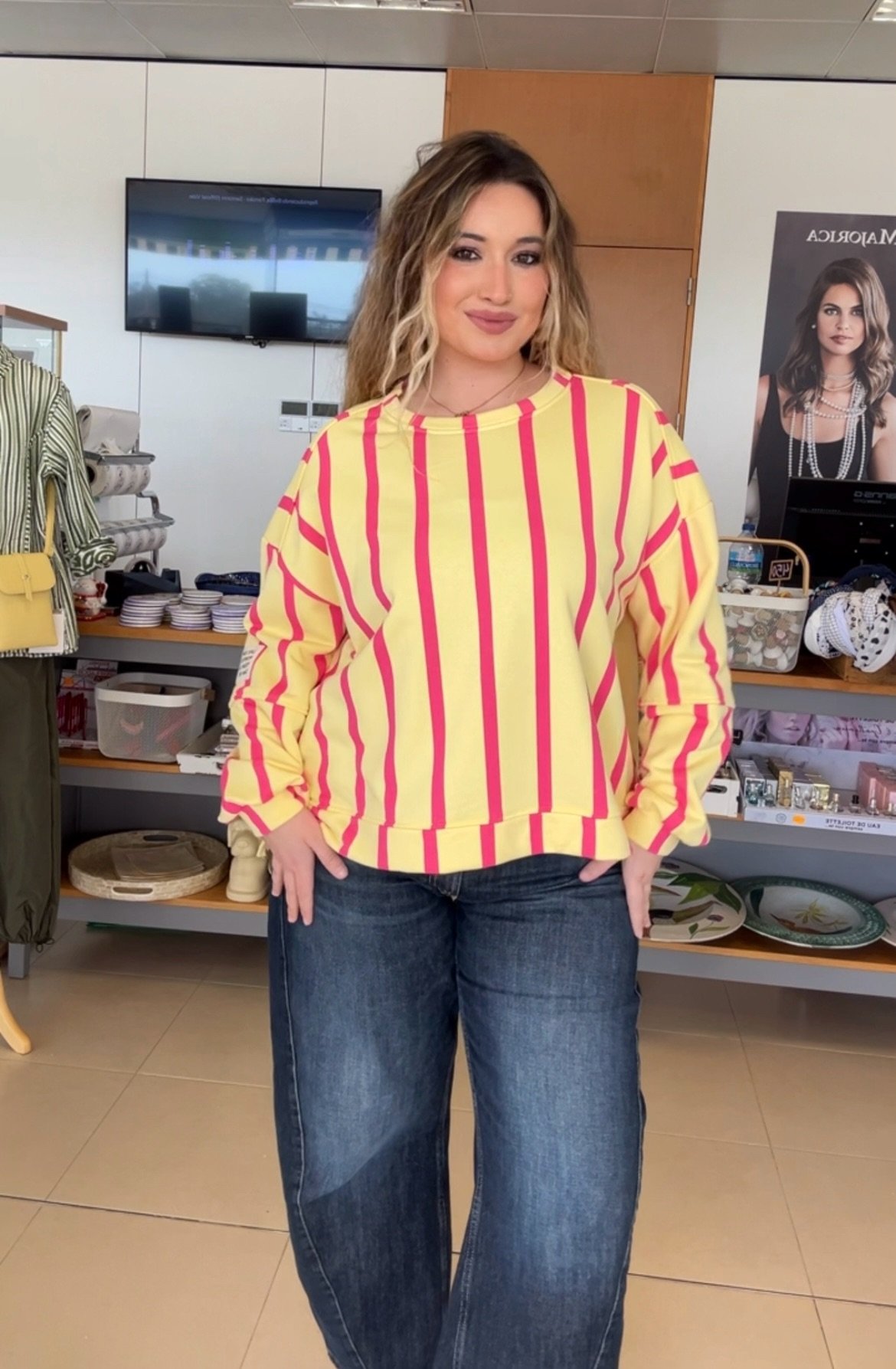 SUDADERA RAYAS FUCSIA