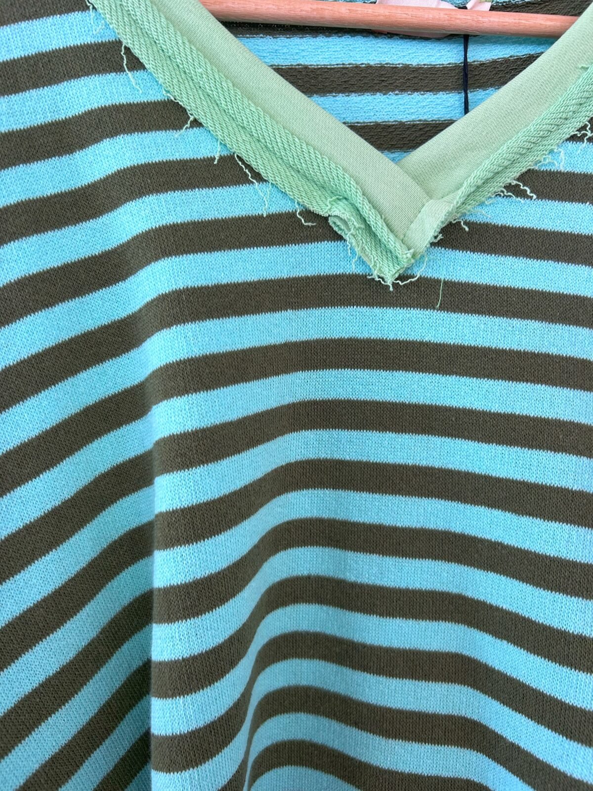 SUDADERA RAYAS VERDE Y AZUL