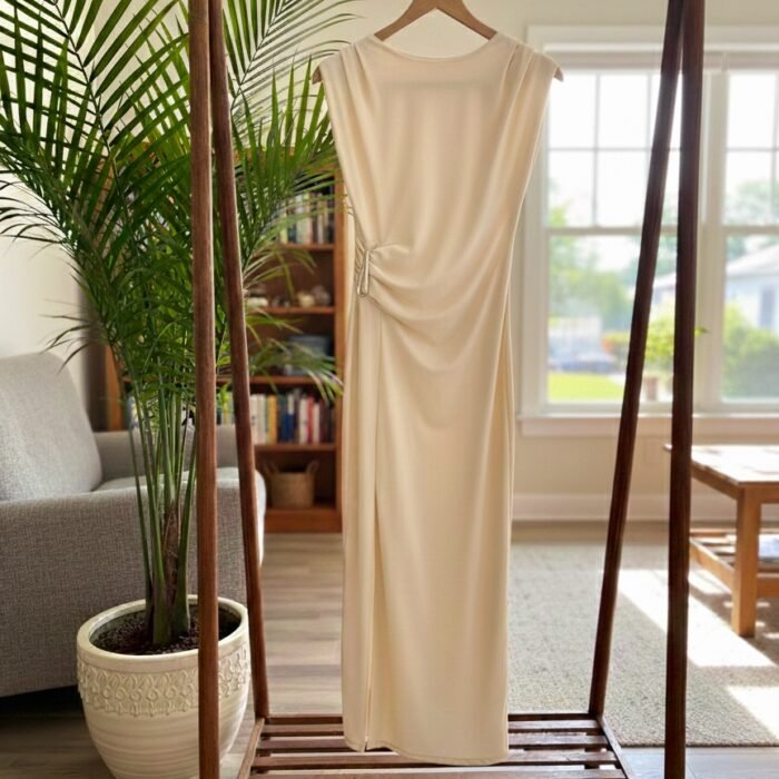 VESTIDO BEIGE