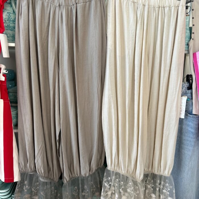 PANTALÓN BOMBACHO ENCAJE TOPO