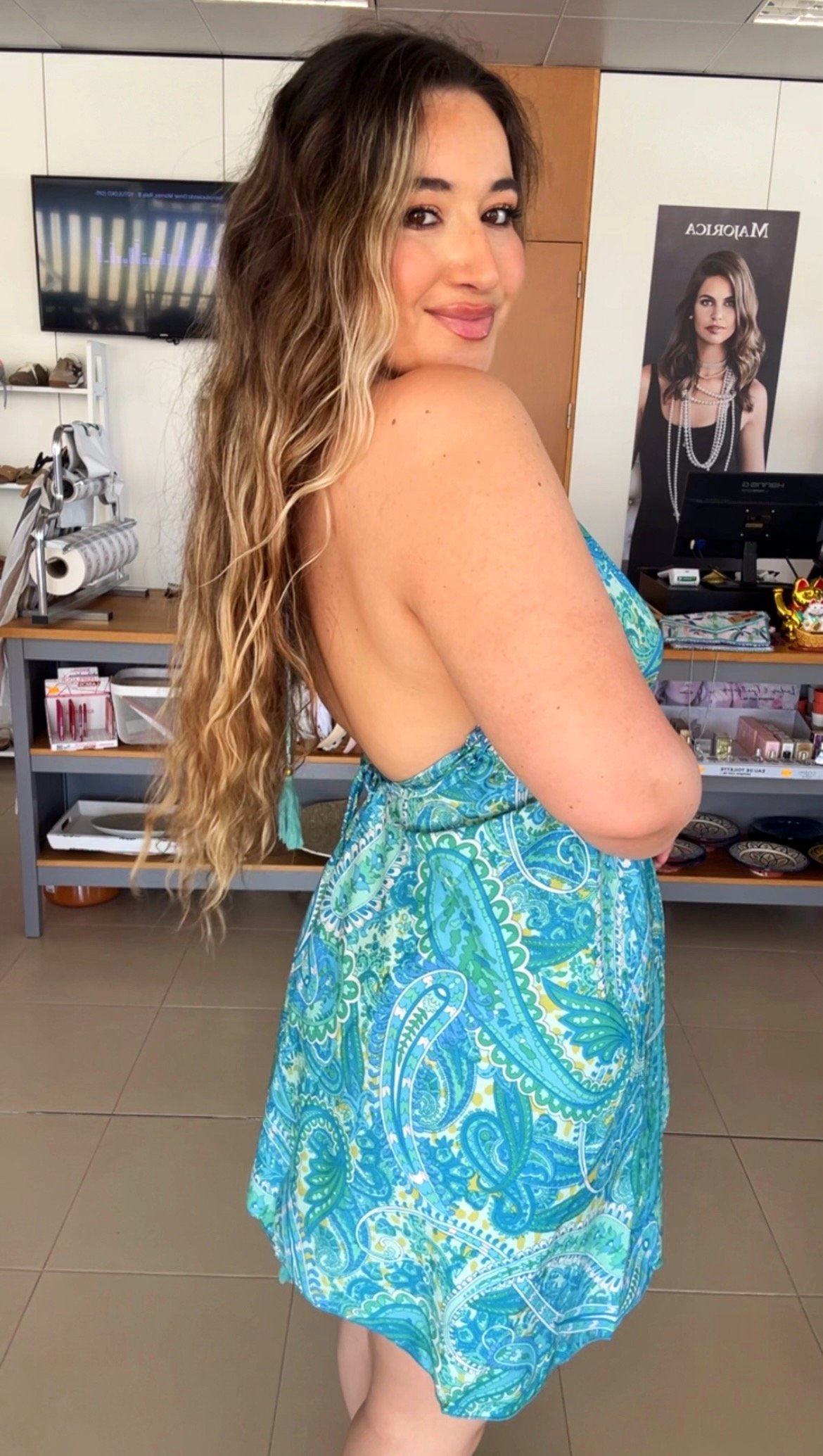 VESTIDO SEDA CORTO VERDE