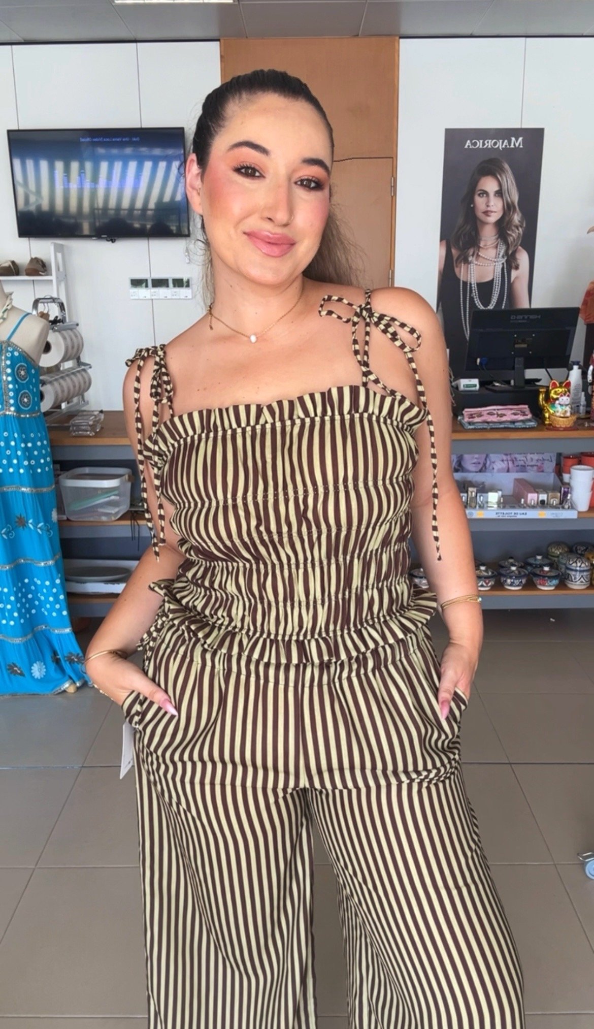 CONJUNTO COMBINADO VERDE Y MARRÓN