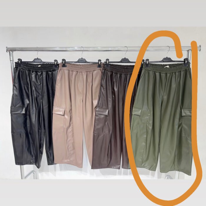 PANTALÓN POLIPIEL VERDE