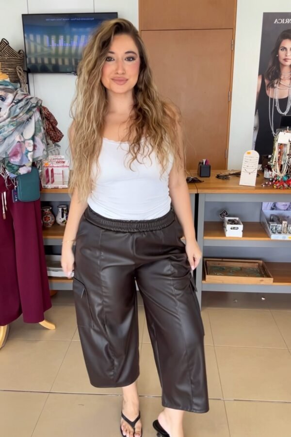 PANTALÓN POLIPIEL MARRÓN