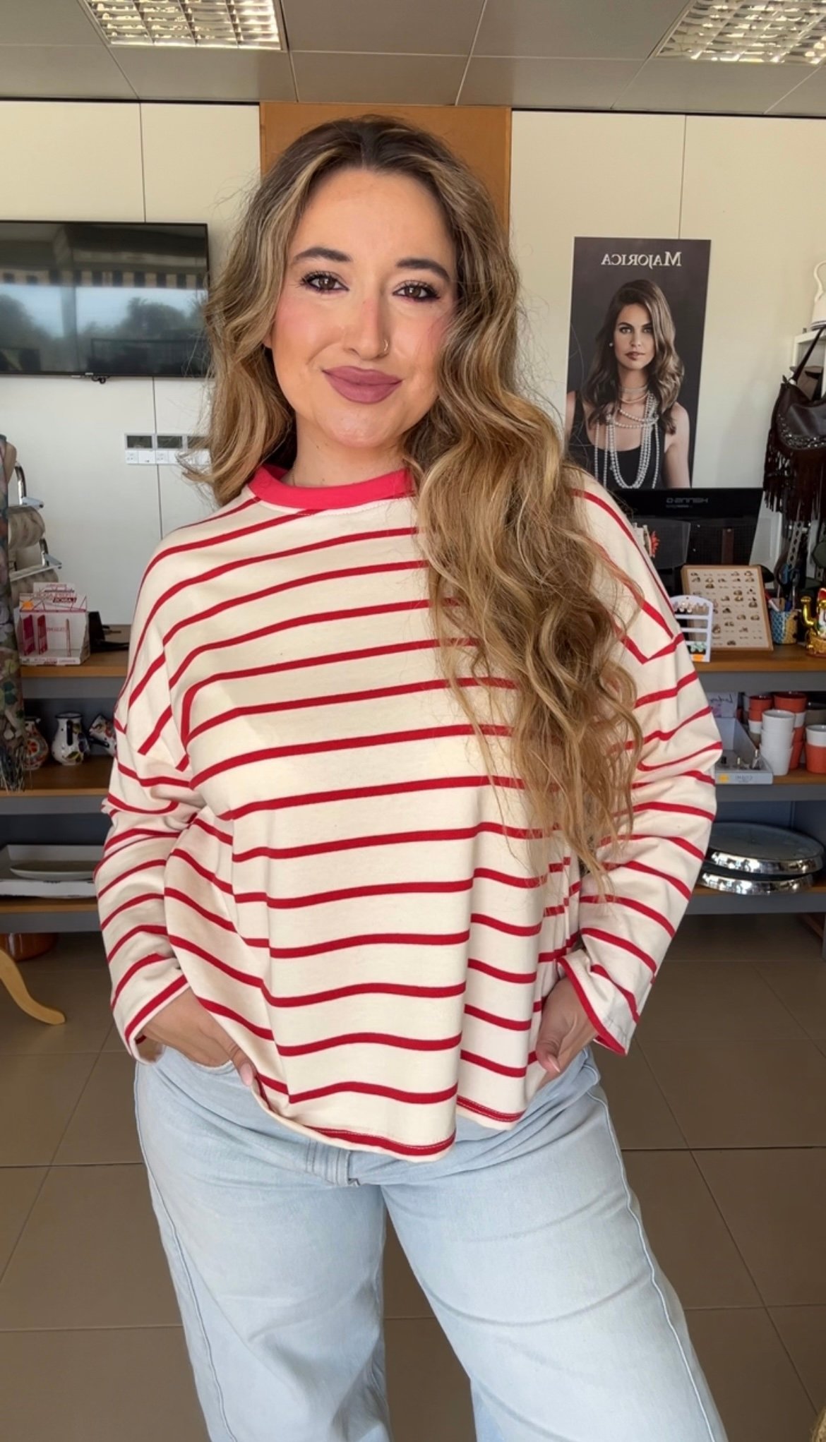 CAMISETA RAYAS CRUDO Y ROJO
